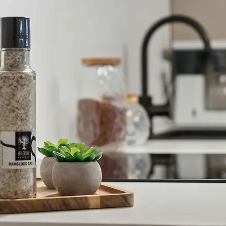 Small Oasis By The Coast On Beautiful Aero